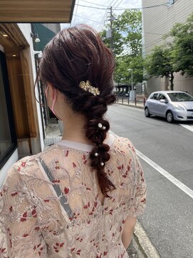 デコヘアー キートス(DECO HAIR kiitos) 編みおろしヘアスタイル