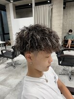 イーラ(era)&nbsp;メッシュツイストパーママッシュツーブロック刈り上げ