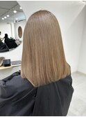 脱白髪染めベージュ_レイヤーロング_グレーベージュ