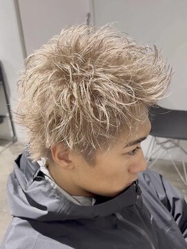 オーシャントーキョー(OCEAN TOKYO) ハイトーンスパイキーショートアップバングミルクティーベージュ