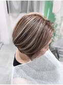 大人可愛い20代30代小顔くびレイヤー白髪ぼかしショートボブ