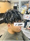 ツイスト、ホワイトメッシュは3度見はすると思う