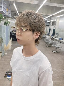 アルテペロ(arte pelo) マッシュウルフ/ブリーチパーマ