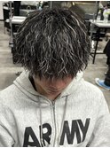 マッシュ　ツイストスパイラルパーマ　メンズ　メッシュ　眉毛