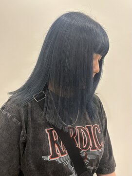 ゼストララ(ZEST Lara) ブルーカラー【吉祥寺】斎藤百花