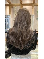 ラグーン(LAGOON)&nbsp;ベージュ/アッシュ/レイヤー/ロング/ブリーチ/ダブルカラー