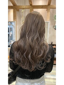 ラグーン(LAGOON) ベージュ/アッシュ/レイヤー/ロング/ブリーチ/ダブルカラー