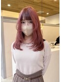 グレージュ切りっぱなしボブ前髪ありミニボブミルクティベージュ