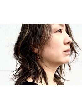 天然100％ヘナで髪と頭皮にやさしく◎自然な艶とハリを叶える大人女性のためのダメージレスカラー