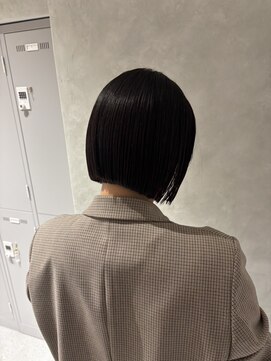 ネオリーブリノア 北千住東口店(Neolive Linoa) 暗髪ミニボブ