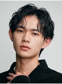 心斎橋フェザーパーマ毛流れセンターパートカルマパーマ強め40代