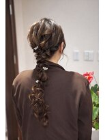 美髪 ヘアサロン(美髪 Hair salon)&nbsp;編み下ろしアレンジ