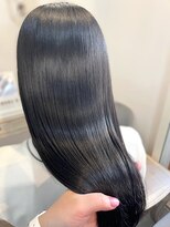 ロッカヘアエジェ(ROCCA hair eje.)&nbsp;暗めカラーミラーブラック髪質改善ストレート