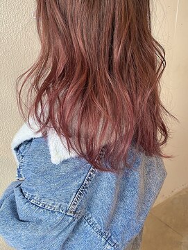 ツイギー 歩行町店(TWiGGY) 毛先ブリーチで作る『ラフウェーブ×ピンクブラウン』