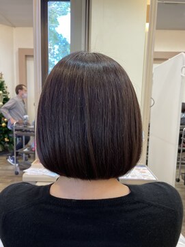 アルターリール(aL ter Rire) ぱつっとボブ/澤瑞絵