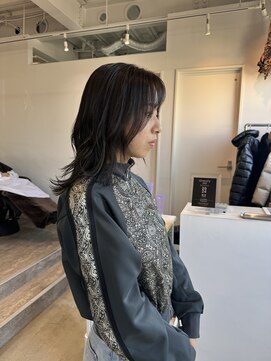 ロカ 表参道(loka) 大人ウルフ/ダークアッシュ[表参道/ブリーチ/ハイライト]Mai