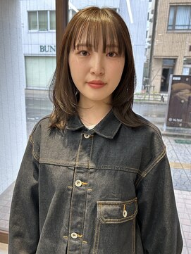 ルックアット(Look at) 【Look at】20代30代40代くびレイヤーグレーベージュアッシュ