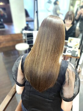 ネウィベルシア 名駅(newi belsia) オリーブベージュ×リンゴ乾細胞トリートメント