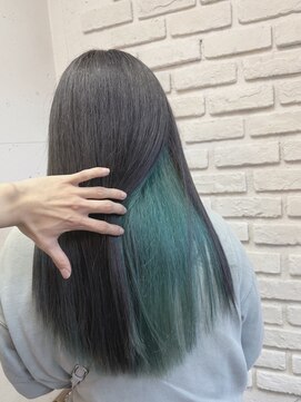 ビランチェ 池袋(bilancia) インナーカラー/ダブルカラー/エメラルドグリーン/ブリーチ/池袋