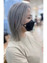 シャルティア(SHALLTIA)&nbsp;ハイトーン/ブリーチ/ホワイトカラー/ホワイトシルバー/髪質改善