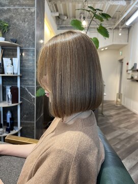 ソエル(Soell) 三宮 元町 ボブ 白髪ぼかし 縮毛矯正 脱白髪染め ハイライト