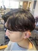 フェザーパーマ×刈り上げセンターパート(山崎)