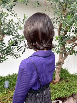 ショートボブ/外ハネボブ/デザインカット/トリートメント/艶髪