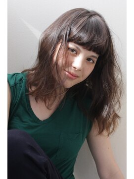 ナヌーク シブヤ(nanuk shibuya) 【nanuk】巻きすぎないくせ毛風な外国人風ロブ