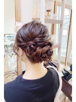 ロカット サロン(Roquat Salon)&nbsp;シニヨンロングアレンジ【ヘアアレンジ/立川/国分寺/エクステ】