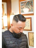 バーバーショップ ダリー(BARBERSHOP DALIE) 七三分けサイドパートスキンフェード