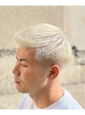 メンズホワイトカラーフェードカット刈り上げ