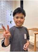メンズキッズカット　髪型メンズ　刈り上げ　黒髪ナチュラル