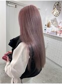 ピンクグレージュ