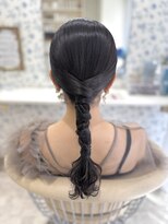 サクララ(Sakura la)&nbsp;タイト編みおろし/参列ヘア/二次会/お呼ばれヘア/ヘアセット