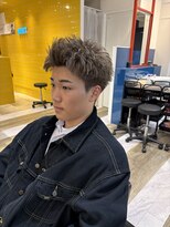 ルースト 京都河原町店(ROOST)&nbsp;短髪スパイキーショートブリーチベージュカラー