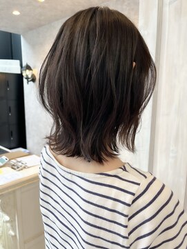 キャアリー(Caary) 福山人気10代20代30代透明感グレージュレイヤースタイル艶髪簡単