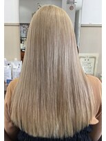 コア フィール ア デイ(COIFFURE A DAY) 髪質改善トリートメント ブリーチヘア ブロンド