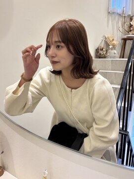 グラッド(glad) ナチュラル外ハネミディ