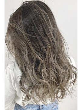 ラフィス ヘアー ロブ 福山駅家店(La fith hair lov.) 【La fith】カーキアッシュ×バレイヤージュグラデーション