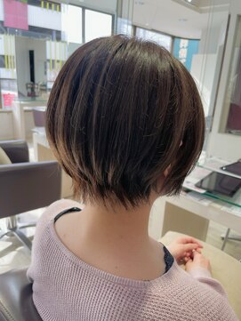 フェイバリットビューティシャルム(Favorite Beauty Charme) 耳掛けショート