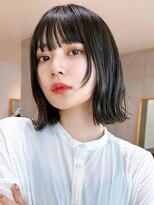 セイドット リー(Say. Ree)&nbsp;Say.外ハネボブ切りっぱなしボブオリーブグレー暗めカラー表参道