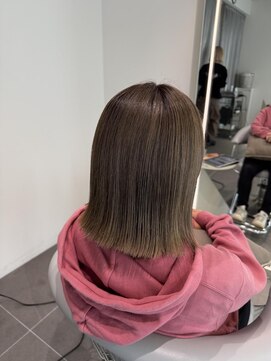 インク バイ アルテフィーチェ 甲子園口(ink by artefice) オリーブグレージュカラー