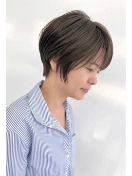 モアナ バイ ヘッドライト 長野駅前店(Moana by HEADLIGHT) Moana長野駅前#ショート#大人ショート#カーキアッシュ