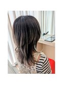 夏に涼しいウルフヘアー