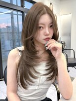 ヴィヴィー 福岡天神店(VIVIE)&nbsp;ハッシュカット×ヘーゼルベージュ
