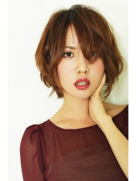 ピリナ(Pilina) ナチュラルショート