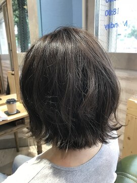 ロミータ by P.C.H(Lomita) ヘアカラー