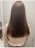 うる艶ストレートヘア