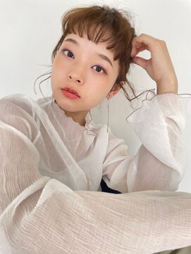 シア(sia) 【sia】シアーベージュ/ヘアセット