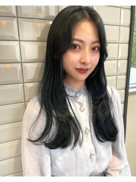 リリー(Lilley) (lilley内堀)韓国ヘア×顔まわりカット×レイヤーカット